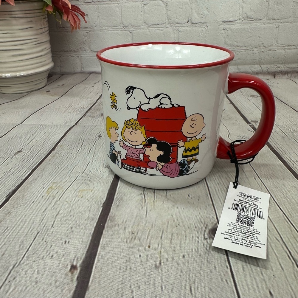 NWT Peanuts Characters Mug charlie brown 21oz snoopy dog house woodstock - Picture 2 of 6